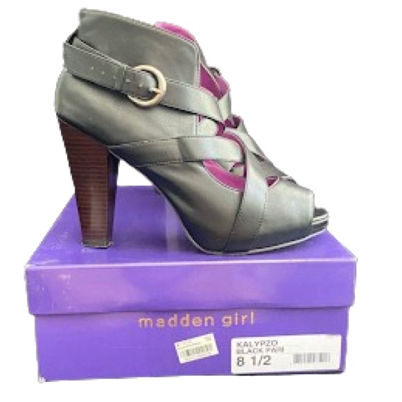 Strappy Heels Madden Girl - Picture 5 of 16
